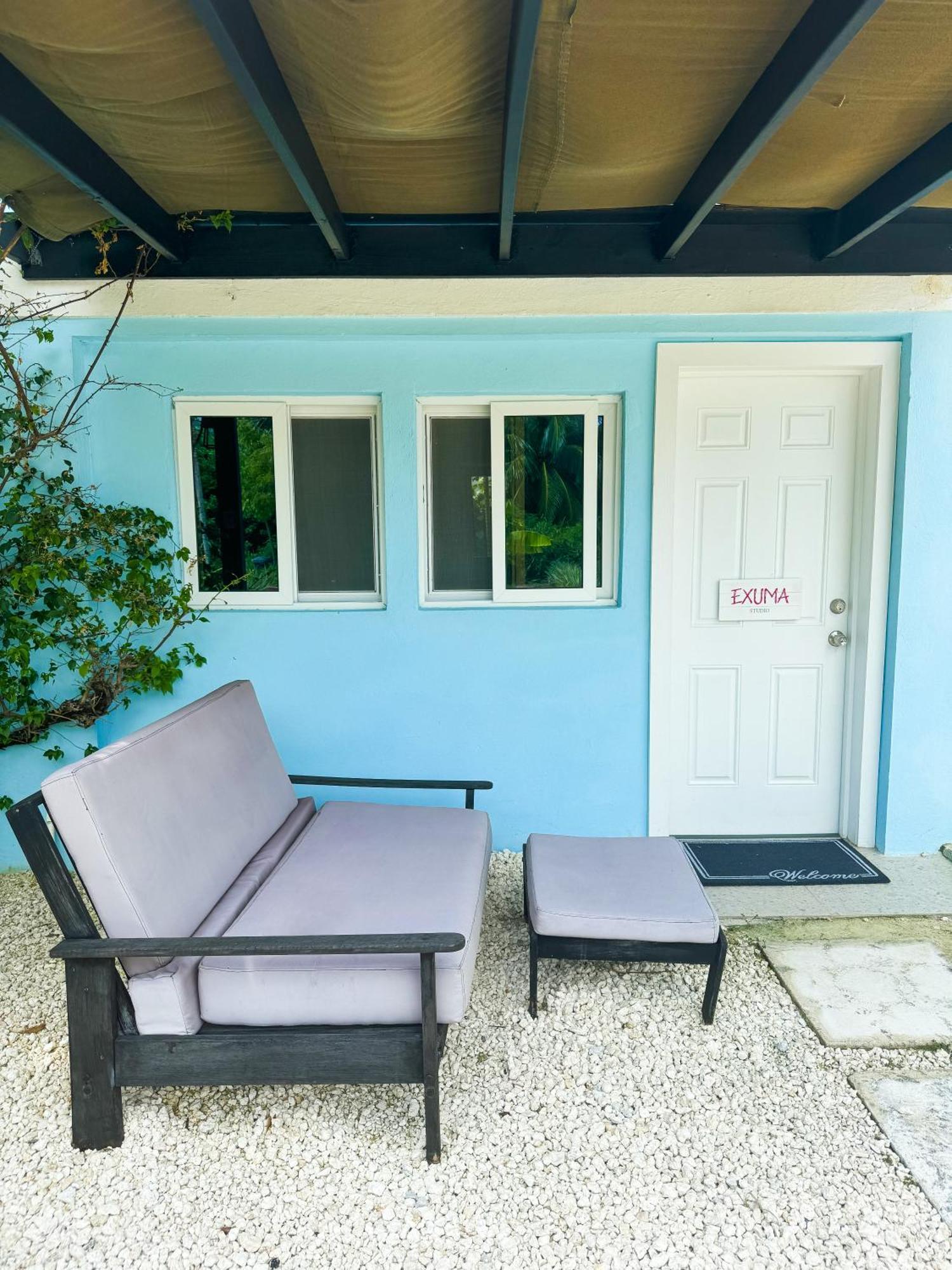 Studio, 100 Feet From The Beach Насау Екстериор снимка